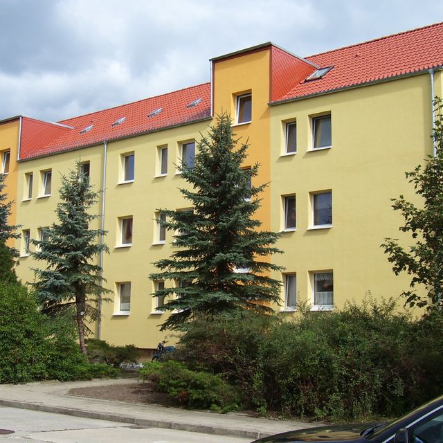 Wärmedämmung am Wohnblock in Wittenberg-Appollensdorf